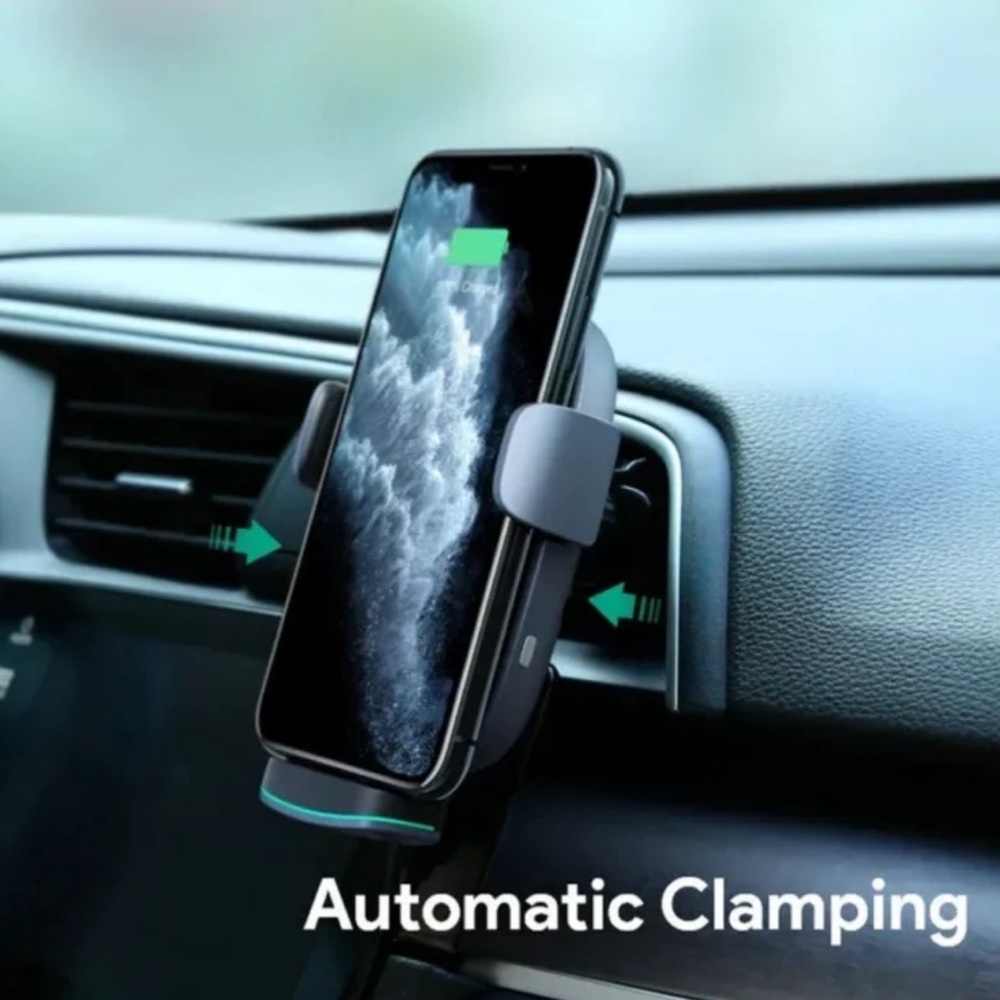 AUKEY Wireless Car Charging Phone Mount New